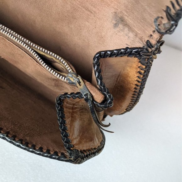 Vintage Mid Century Handtooled Leather Floral Clutch Tan - Picture 7 of 8